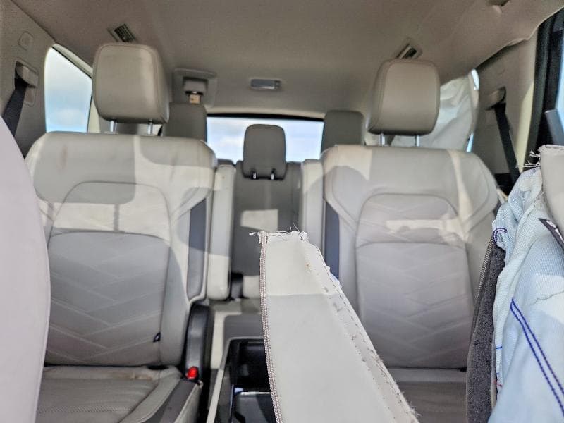 2022 NISSAN PATHFINDER PLATINUM 10
