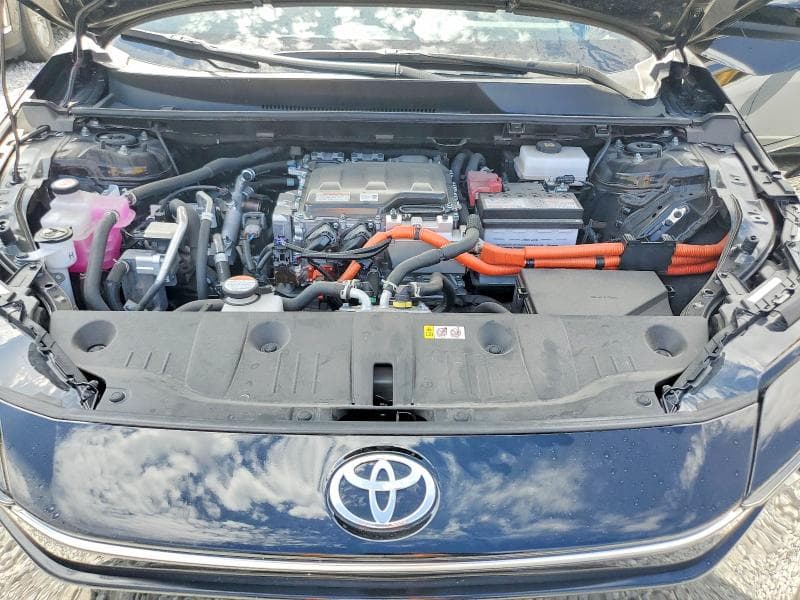 2024 TOYOTA BZ4X XLE 12