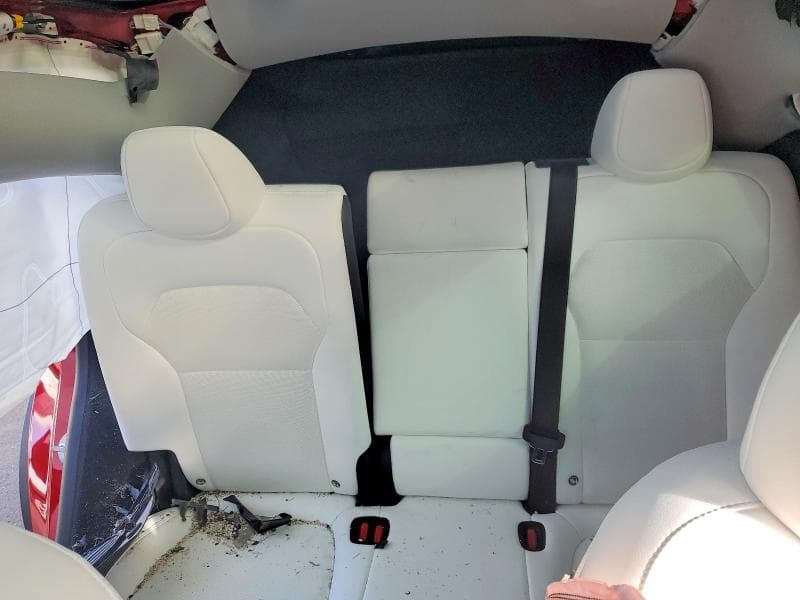 2026 TESLA MODEL Y 10