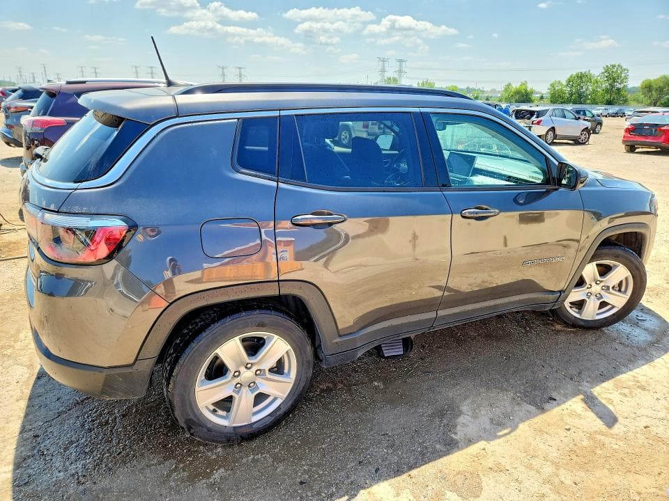 2022 JEEP COMPASS LATITUDE 3