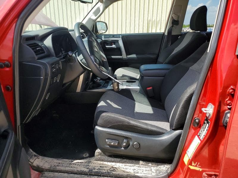 2024 TOYOTA 4RUNNER SR5 7