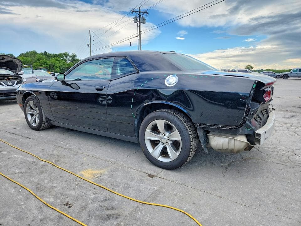 2017 DODGE CHALLENGER SXT 2