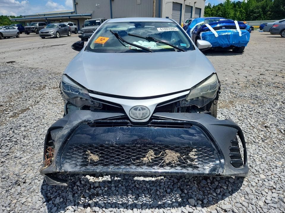 2017 TOYOTA COROLLA SE 5