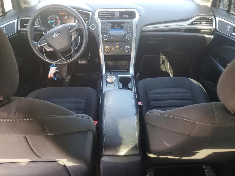 2017 FORD FUSION SE 8