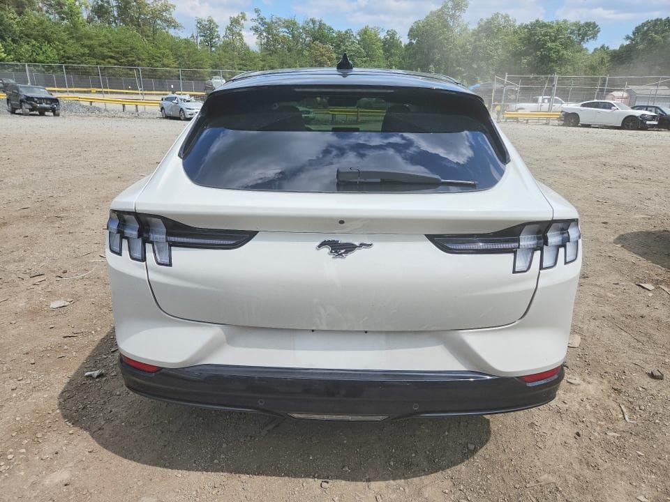 2022 FORD MUSTANG MACH-E PREMIUM 6