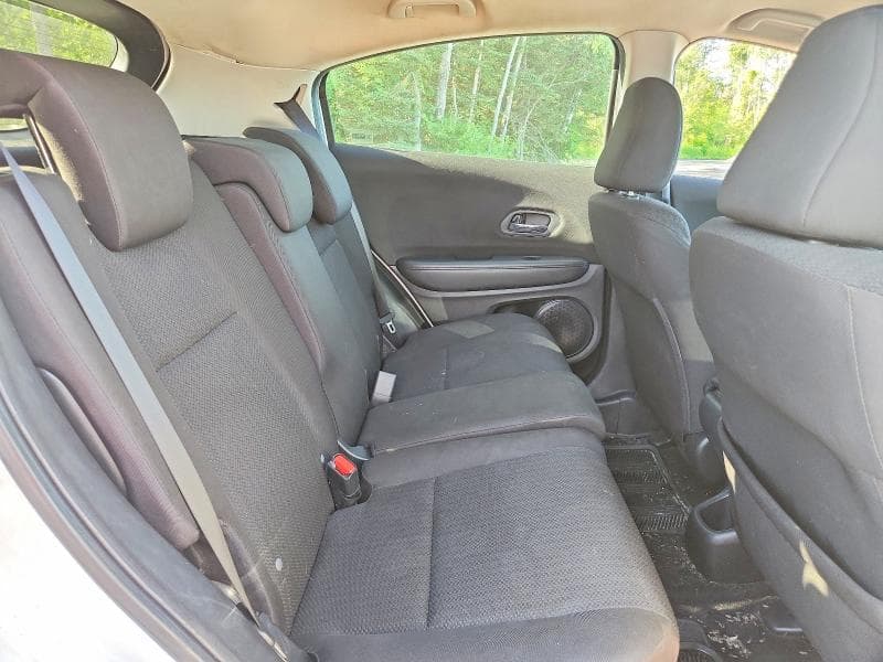 2018 HONDA HR-V LX 11