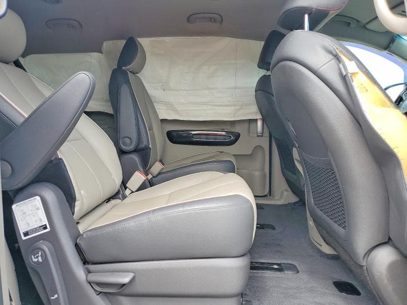 2017 KIA SEDONA SX 11