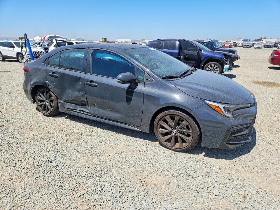 2026 TOYOTA COROLLA XSE 4
