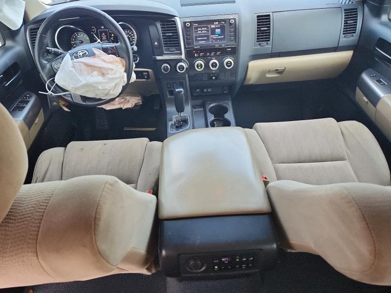 2020 TOYOTA SEQUOIA SR5 8