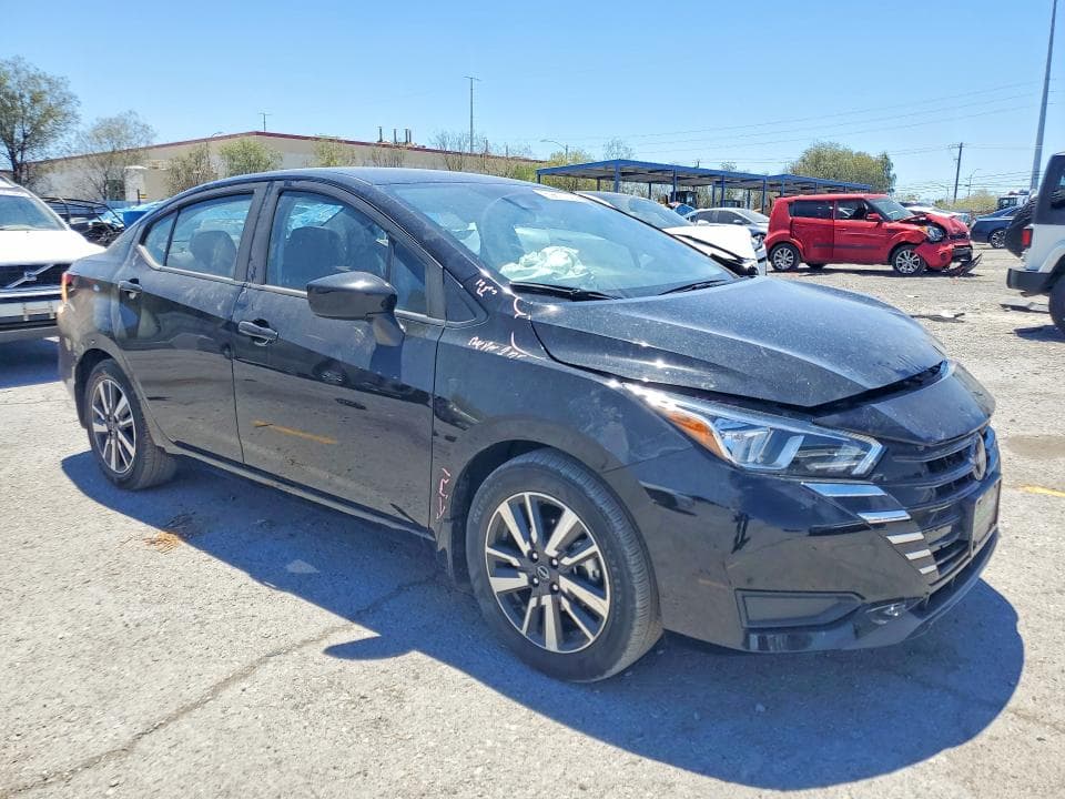 2024 NISSAN VERSA SV 4