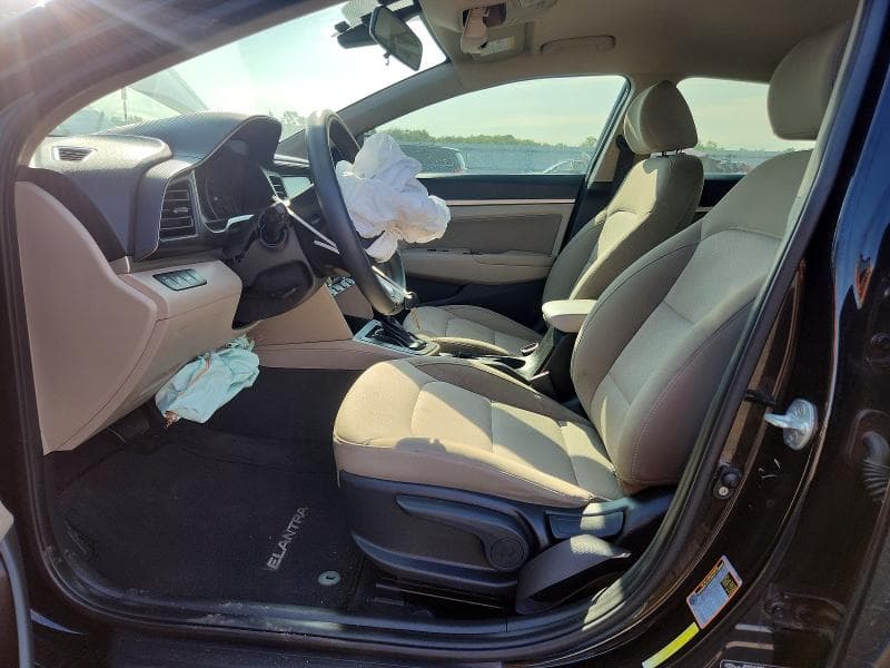 2020 HYUNDAI ELANTRA SEL 7