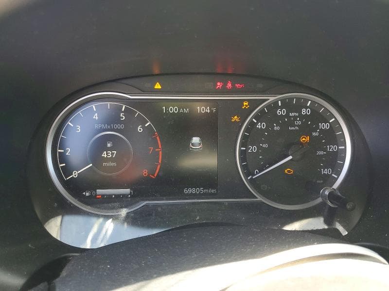 2019 NISSAN KICKS SR 9