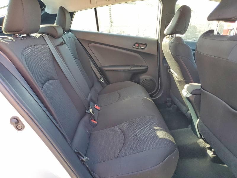 2019 TOYOTA PRIUS LE 10