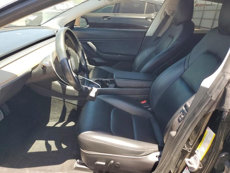 2018 TESLA MODEL 3 7