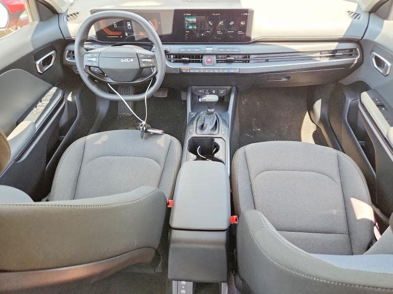 2025 KIA K4 LXS 8