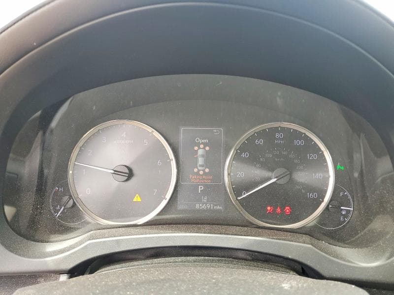 2017 LEXUS IS 300 9