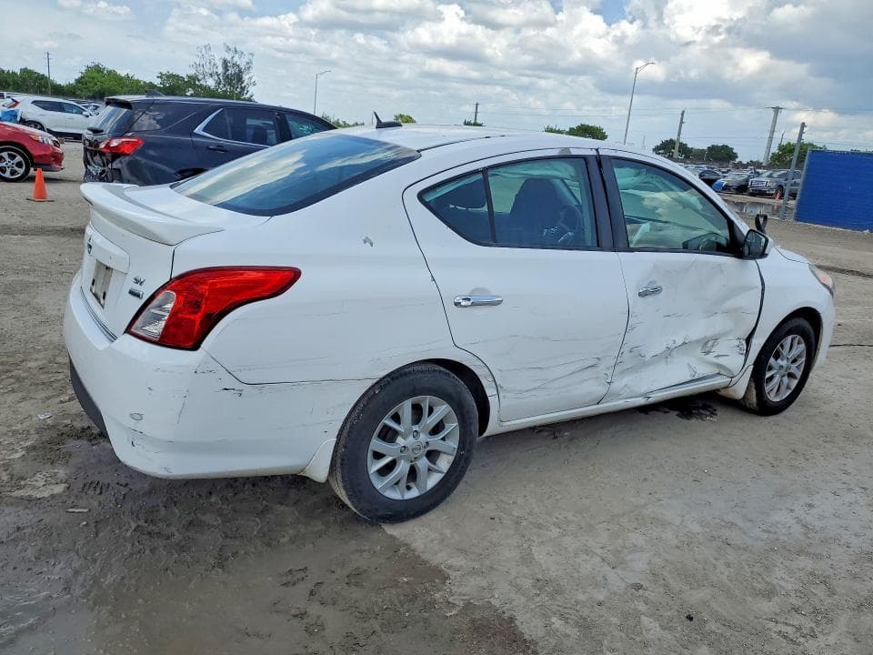 2017 NISSAN VERSA 1.6 S 3