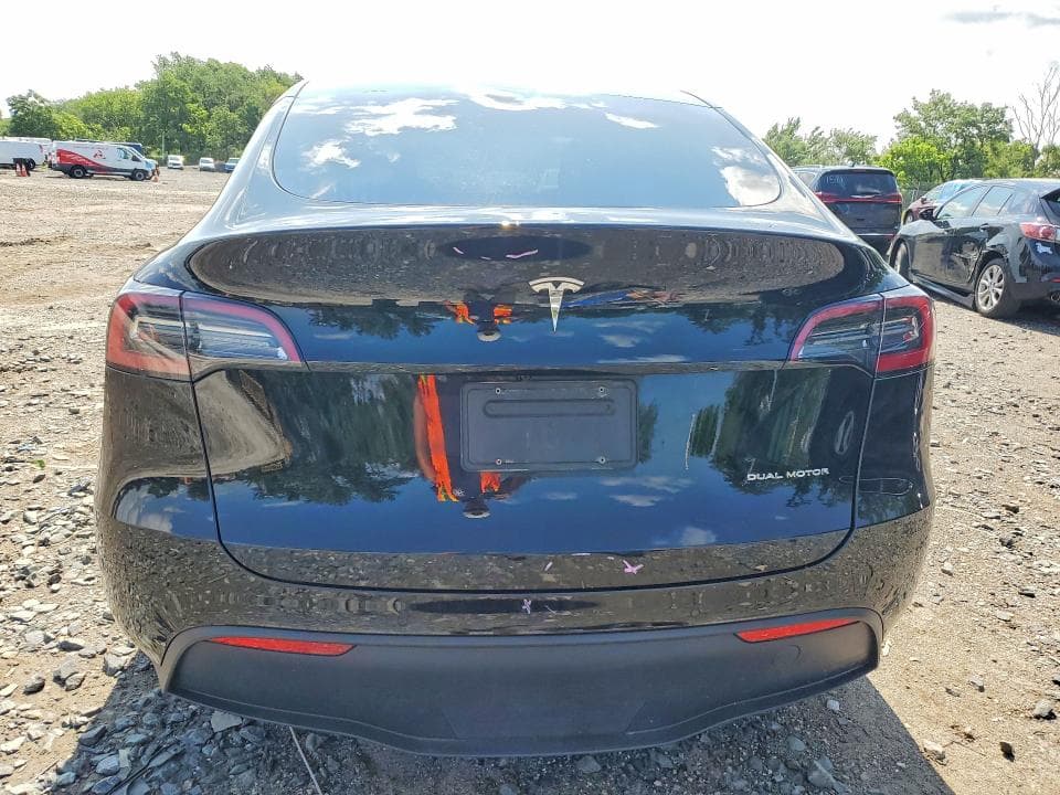 2022 TESLA MODEL Y 6