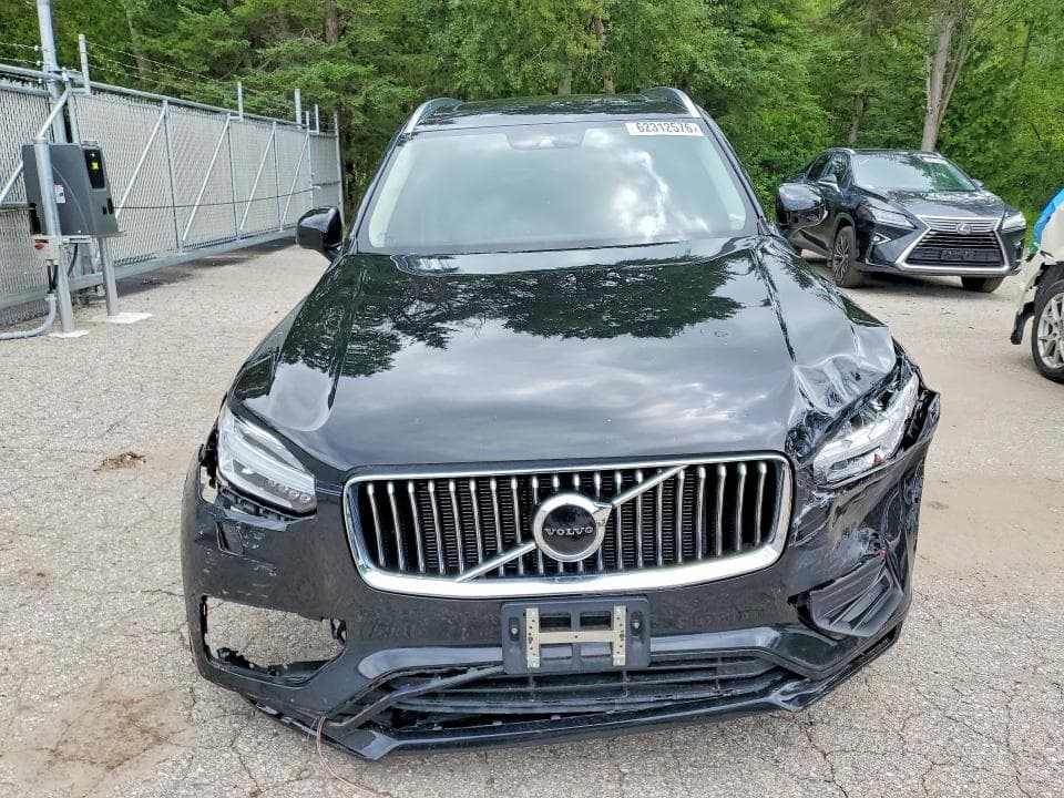 2022 VOLVO XC90 T6 MOMENTUM 5