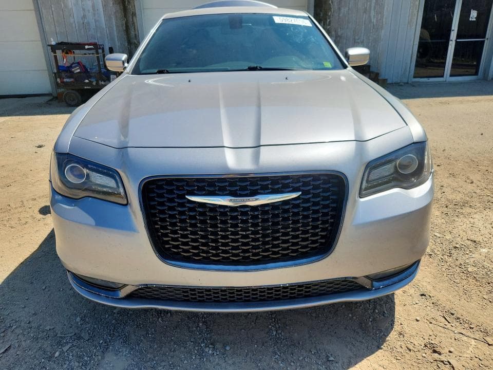 2017 CHRYSLER 300 S 5