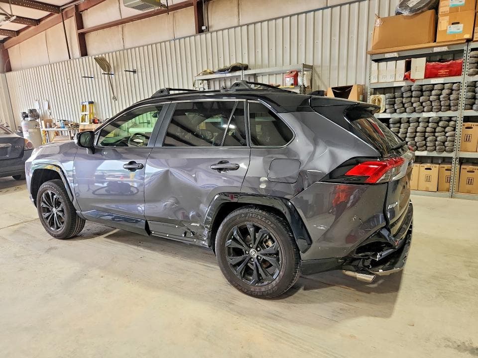 2024 TOYOTA RAV4 XSE 2
