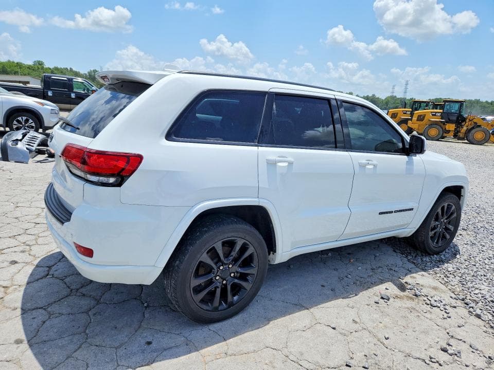 2017 JEEP GRAND CHEROKEE LAREDO 3