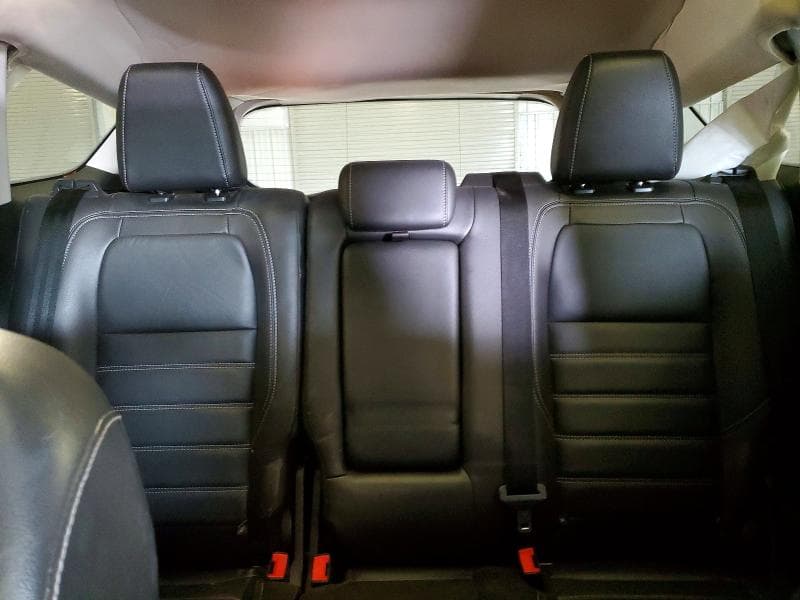 2017 FORD ESCAPE TITANIUM 10
