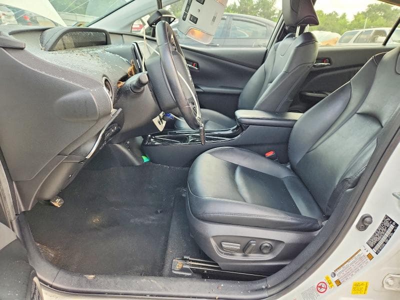2018 TOYOTA PRIUS FOUR 7