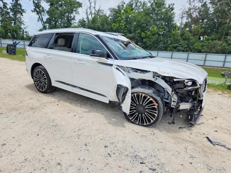 2023 LINCOLN AVIATOR BLACK LABEL 4