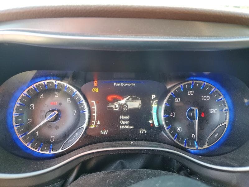 2017 CHRYSLER PACIFICA LIMITED 9