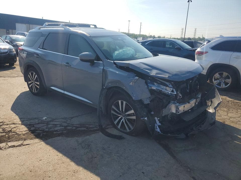 2023 NISSAN PATHFINDER PLATINUM 4