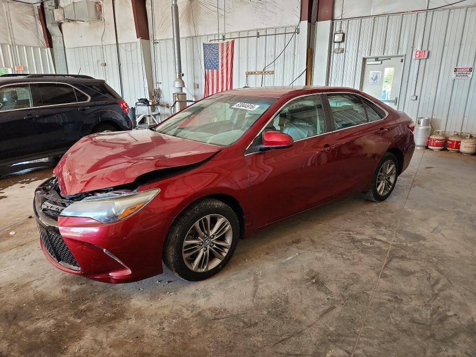 2017 TOYOTA CAMRY SE - 1