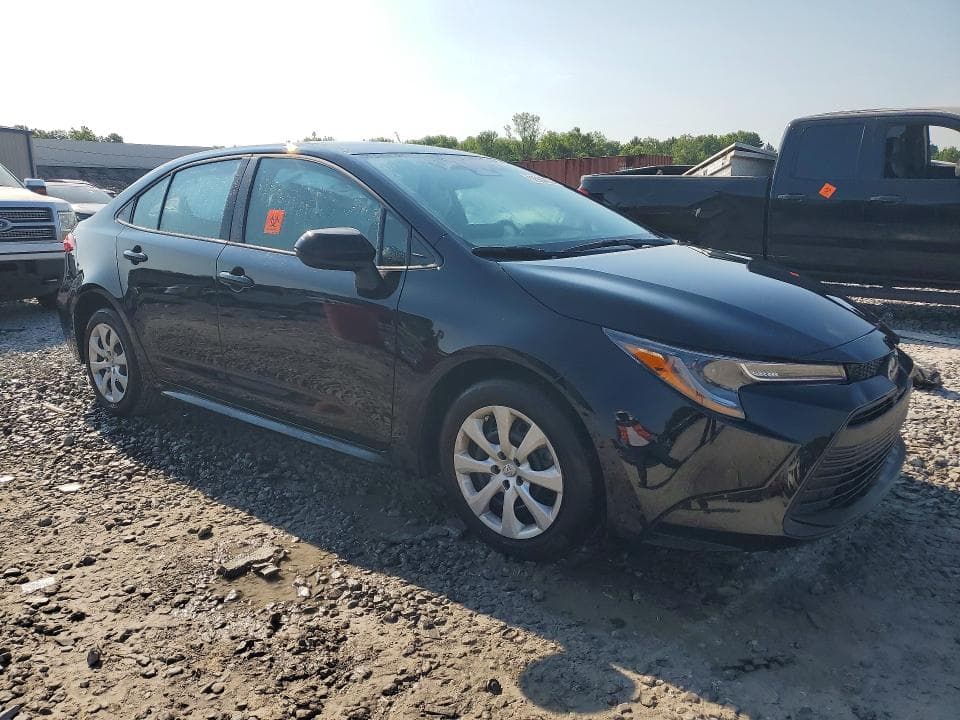 2026 TOYOTA COROLLA LE 4