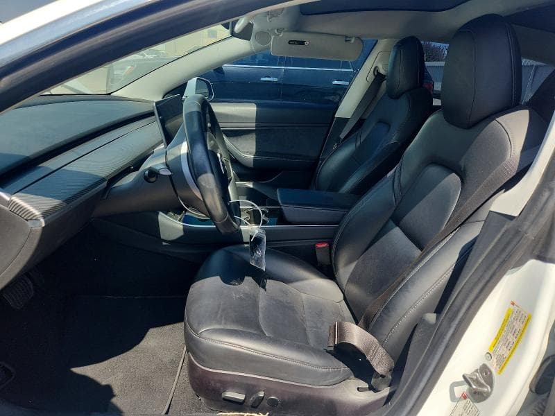 2018 TESLA MODEL 3 7