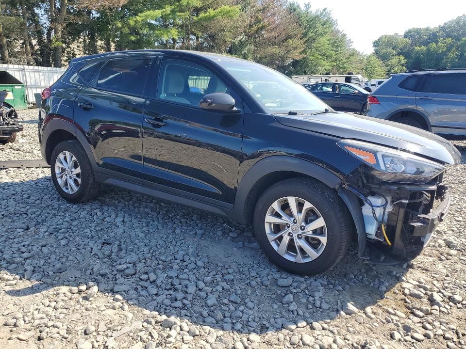 2020 HYUNDAI TUCSON SE 4