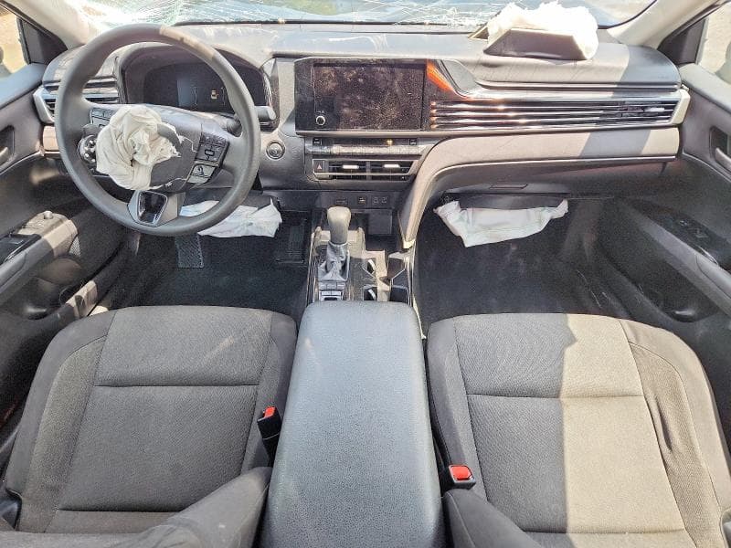 2025 TOYOTA CAMRY LE 8