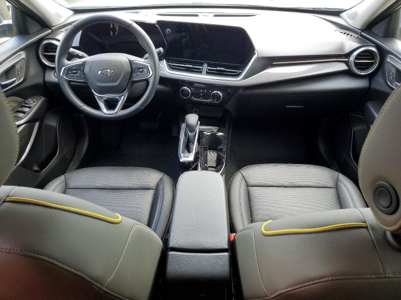 2025 CHEVROLET TRAX ACTIV 8