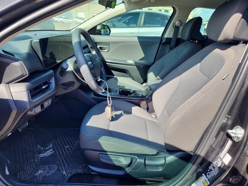 2025 KIA K4 LXS 7
