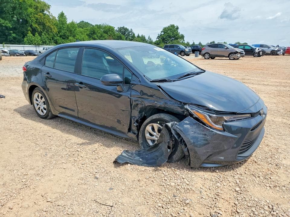 2026 TOYOTA COROLLA LE 4
