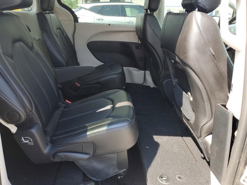 2024 CHRYSLER PACIFICA TOURING L 11