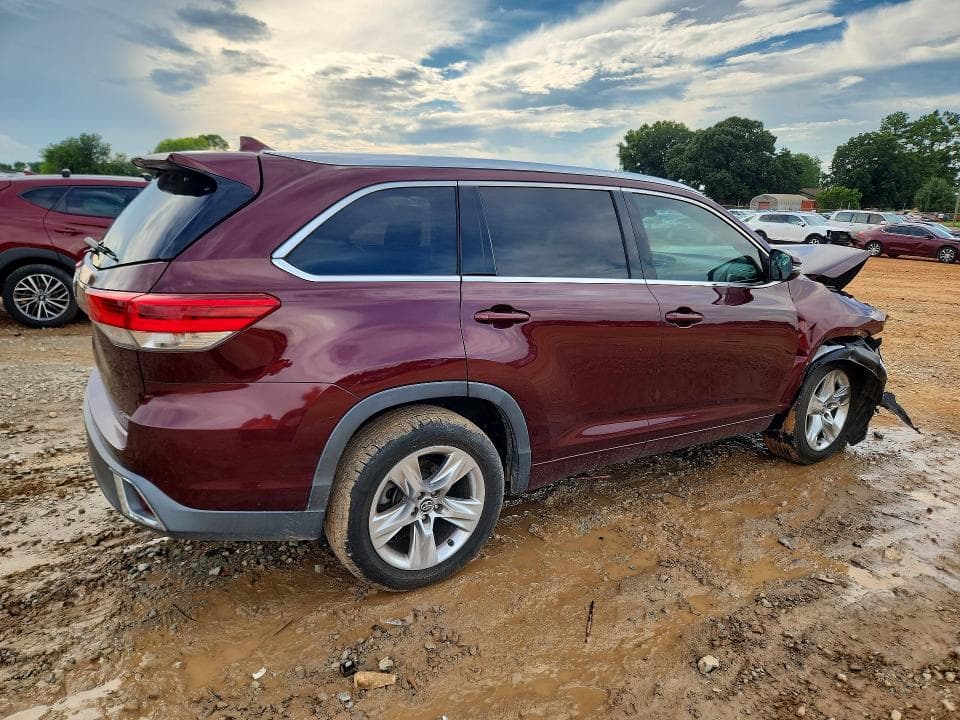 2019 TOYOTA HIGHLANDER LIMITED 3