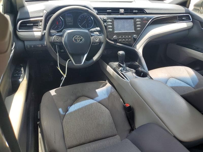 2018 TOYOTA CAMRY LE 8