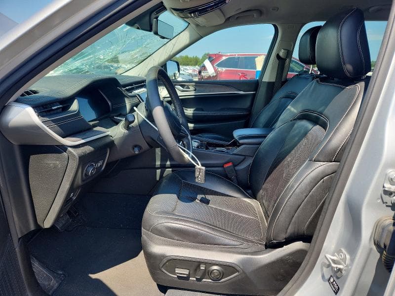 2023 JEEP GRAND CHEROKEE L LIMITED 7