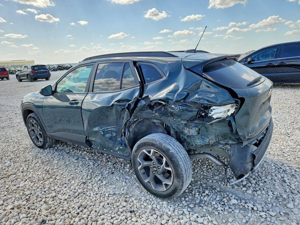 2025 CHEVROLET TRAX 1LT 2