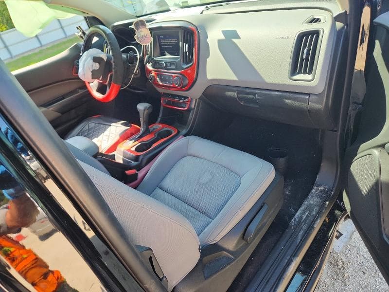 2021 CHEVROLET COLORADO 8