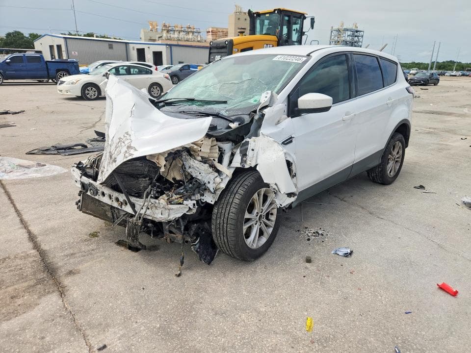 2017 FORD ESCAPE SE - 1