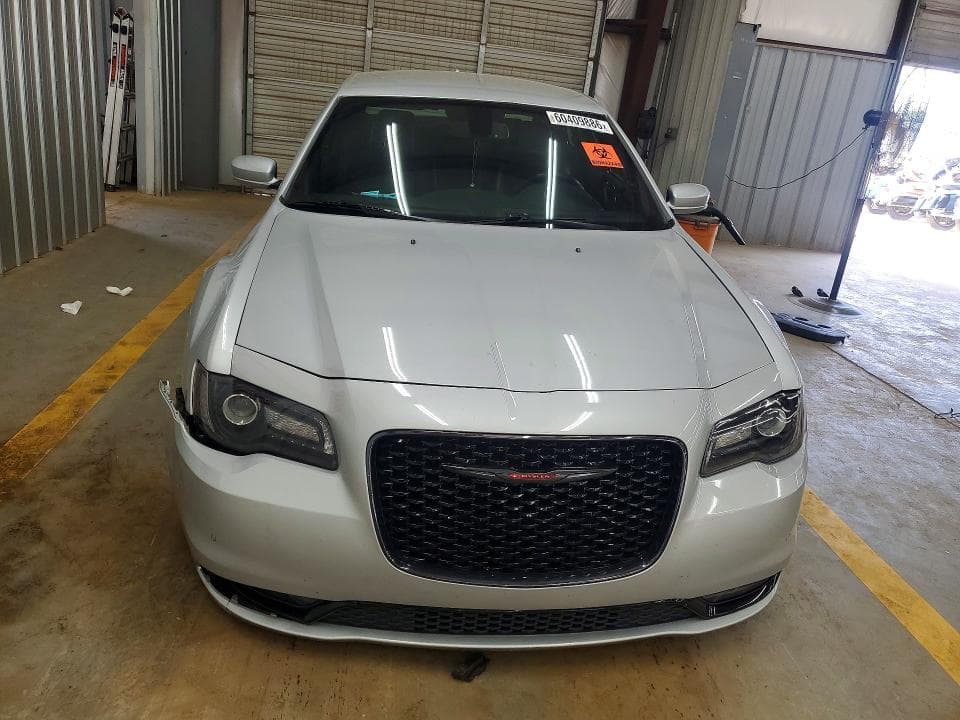 2021 CHRYSLER 300 S 5