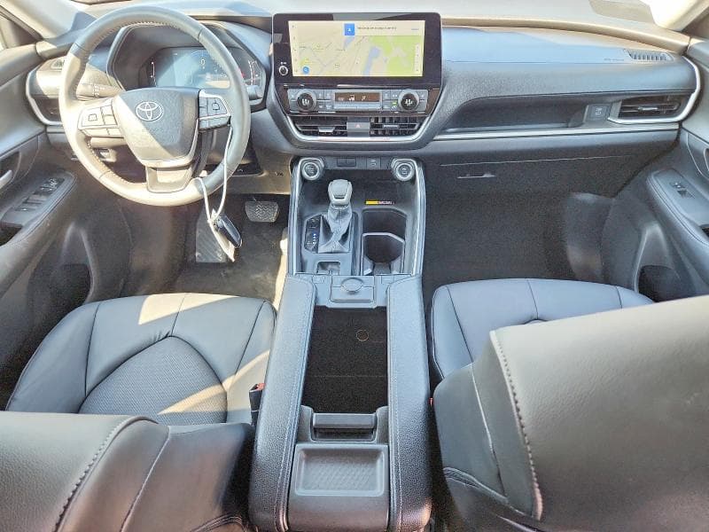 2025 TOYOTA GRAND HIGHLANDER XLE 8