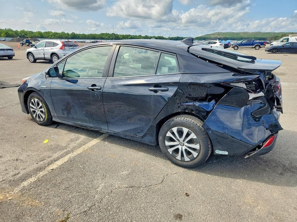 2021 TOYOTA PRIUS LE AWD-E 2