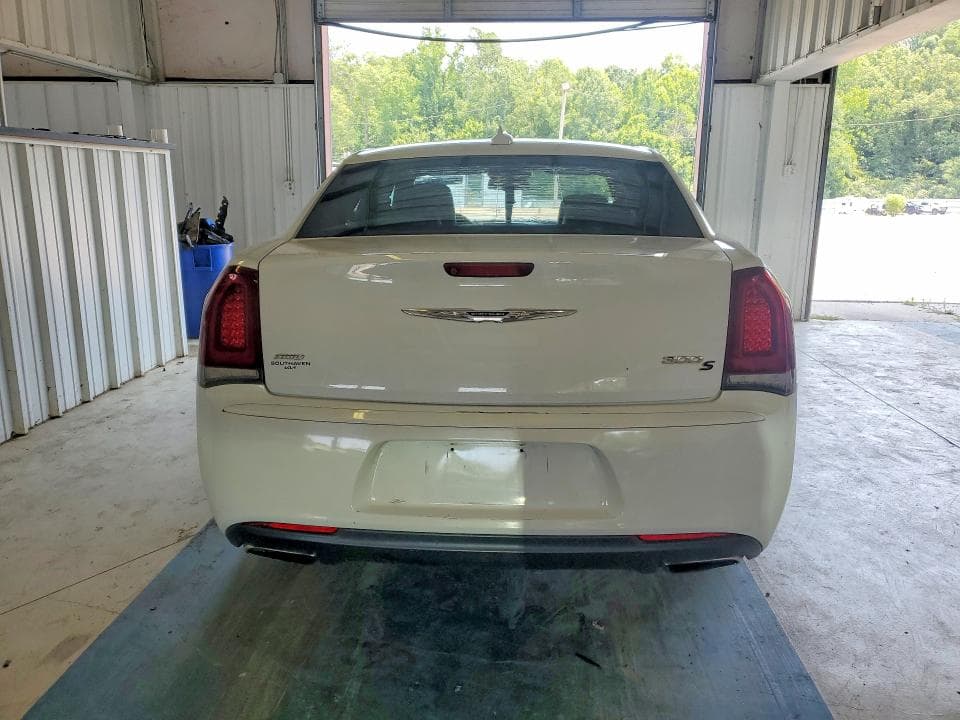 2017 CHRYSLER 300 S 6